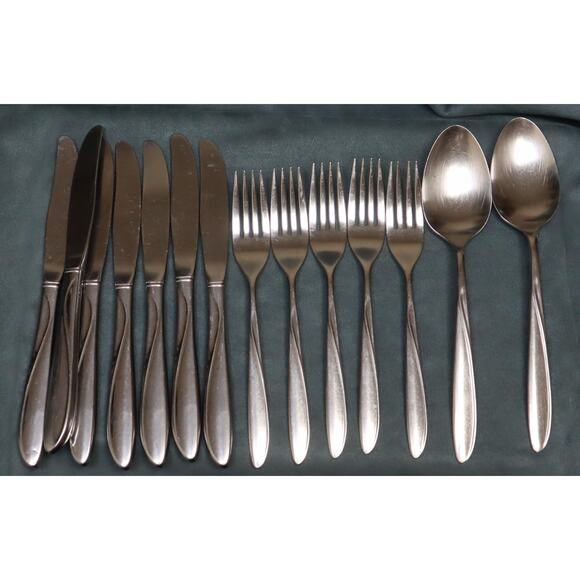 West Bend OHS91 Stainless Flatware 14 Pc - Picture 2 of 5